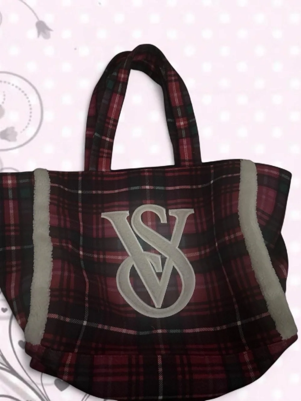 Victoria's Secret Red Plaid Tote with Cream VS Logo❤️💚